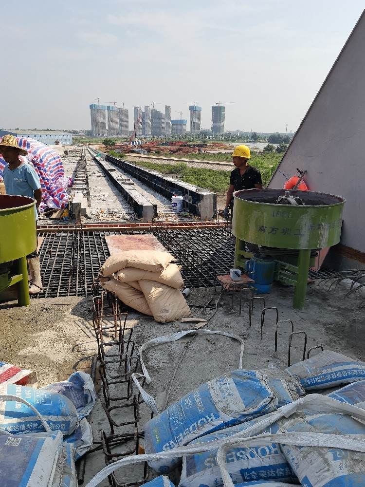 uhpc超高性能混凝土-新型钢梁桥面铺装材料